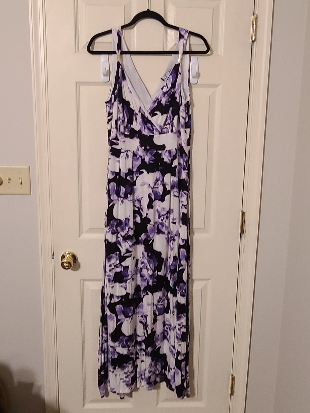 Jennifer Lopez White and Purple Floral Maxi Dress